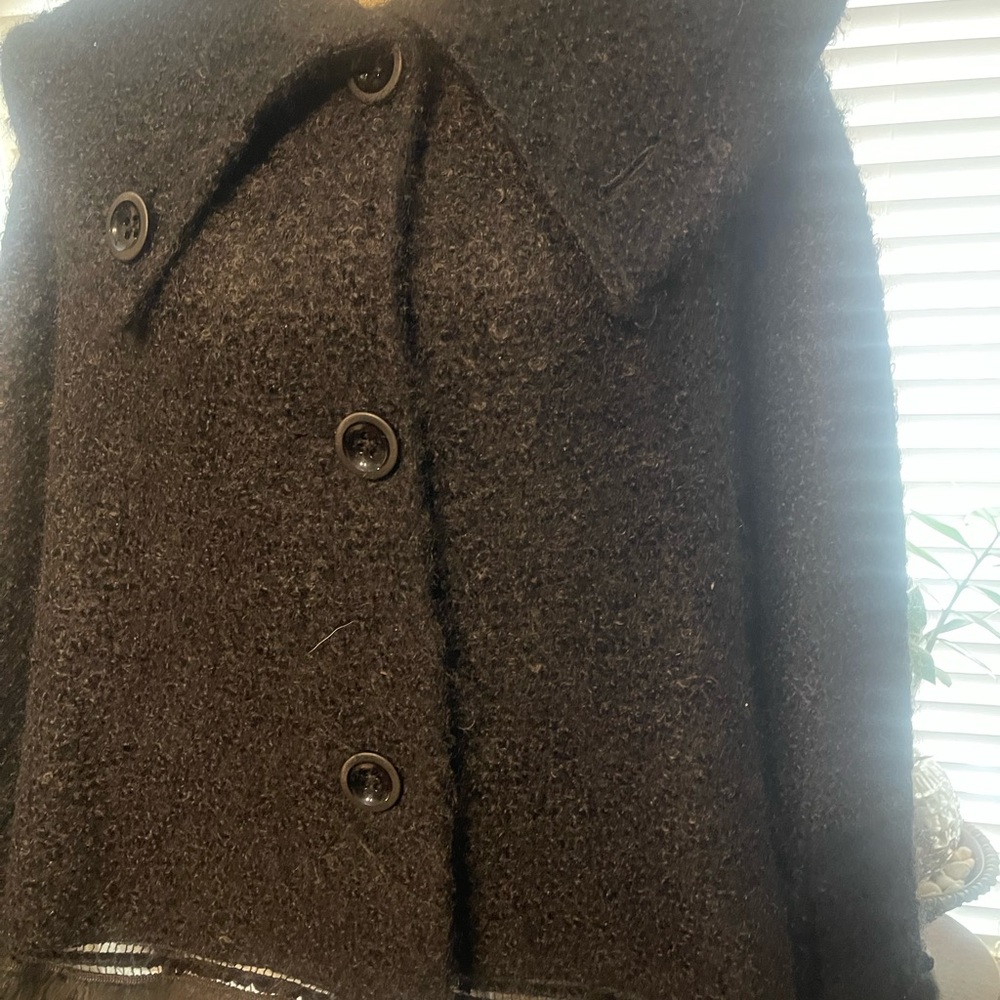 AURA CAPE - Picture 4 of 10